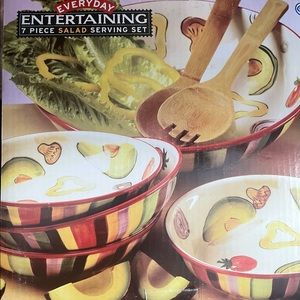 Brand new 7 piece salad serving set